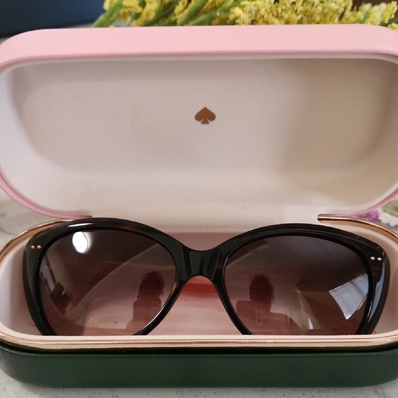 Kate Spade Black Cat-Eye Sunglasses main image 6